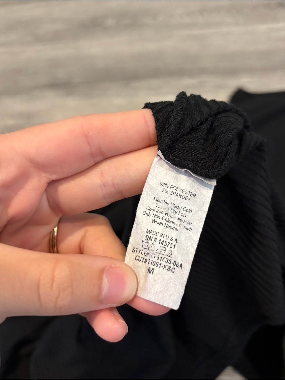 Altar'd State Black Ribbed V-Neck High-Low Ruffle Tank Top Size M - Picture 4 of 6
